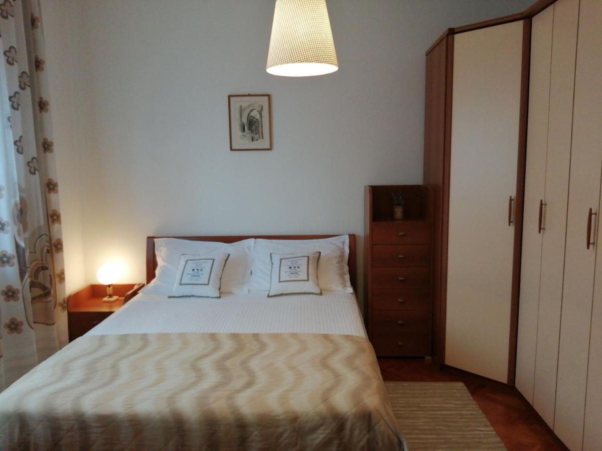 Apartments Jelka พอสติรา ภายนอก รูปภาพ